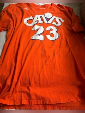 Cleveland Cavaliers Lebron James Graphic Tee